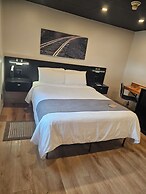 Sugarcreek Village Inn