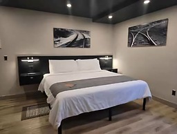 Sugarcreek Village Inn