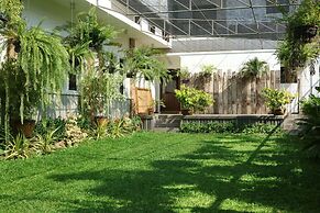 Casa Palmeras Hotel