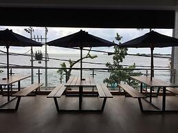 Expressia Hotel Makassar