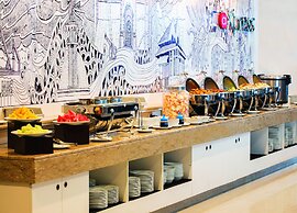 Amaris Hotel Darmo - Surabaya