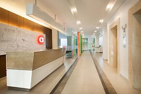 Amaris Hotel Darmo - Surabaya