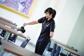 Amaris Hotel Darmo - Surabaya