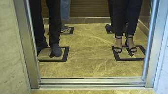 Amaris Hotel Darmo - Surabaya