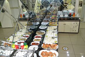 Adana Kucuksaat Hotel