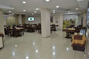 Adana Kucuksaat Hotel
