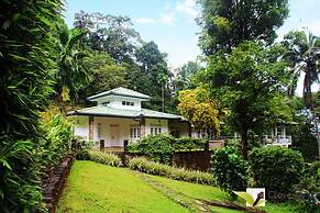 Clovefield Villa