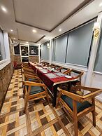 Hotel Rajpur Heights