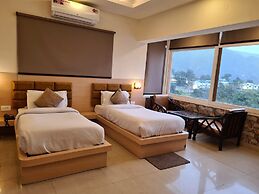 Hotel Rajpur Heights