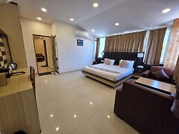 Hotel Rajpur Heights