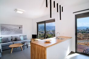 Seametry Luxury Living Apartments