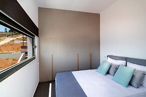 Seametry Luxury Living Apartments