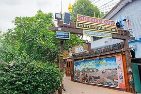 Klong Suan Plu Resort