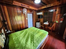 Klong Suan Plu Resort