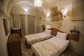 Agarta Cave Hotel