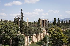 Acropolis Exclusive Residences