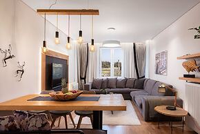 Acropolis Exclusive Residences