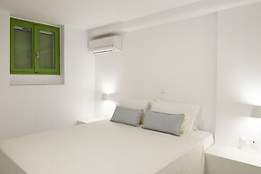 Seaside Paros Naousa