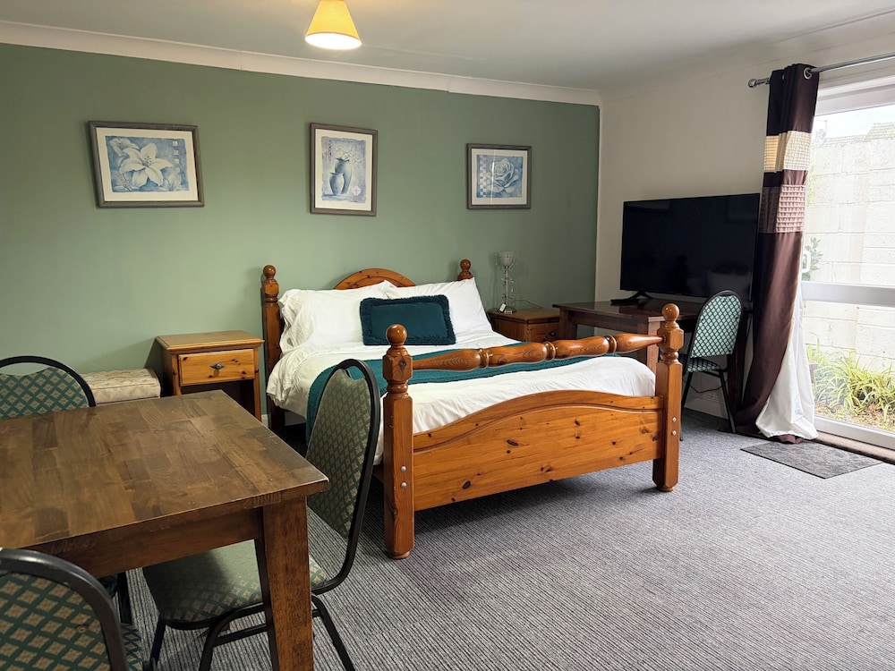 Littlestone Hotel