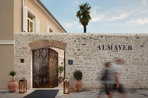 Almayer Art & Heritage Adults Only Hotel & Dépendance Rooms