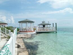 The Pointe Resort & Marina