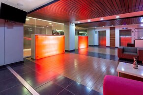 Ramada by Wyndham Acapulco Hotel & Suites