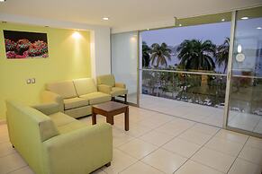 Ramada by Wyndham Acapulco Hotel & Suites