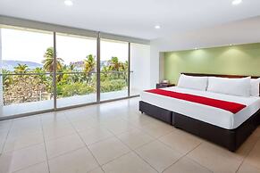 Ramada by Wyndham Acapulco Hotel & Suites