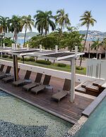 Ramada by Wyndham Acapulco Hotel & Suites