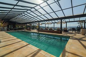 Chris Wellness Resort Hotel