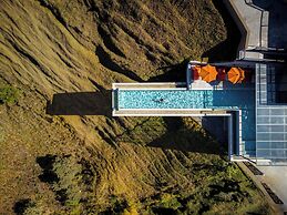 Chris Wellness Resort Hotel