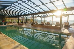 Chris Wellness Resort Hotel