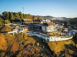 Chris Wellness Resort Hotel