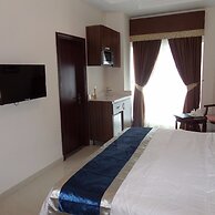 Rightgate Hotel & Suites