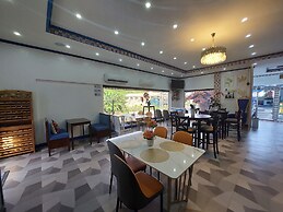 Makiling Onsen Hotel