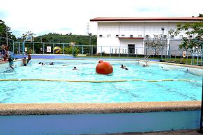 Caliraya Resort Club