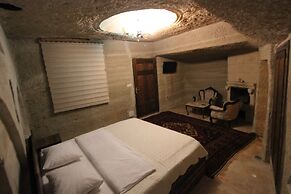 Family Cave Suites Hotel