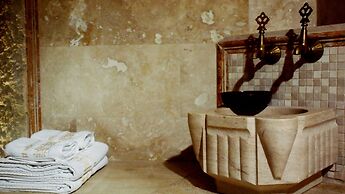 Family Cave Suites Hotel