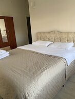 Family Cave Suites Hotel