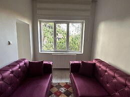 Family Cave Suites Hotel