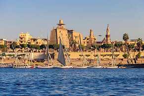 Nile Valley Hotel & Restaurant