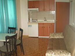 Blue Yacht Marina Apart Hotel