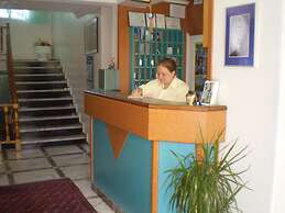 Blue Yacht Marina Apart Hotel