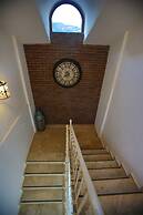 S3 Orange Exclusive Hotel