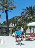 S3 Orange Exclusive Hotel