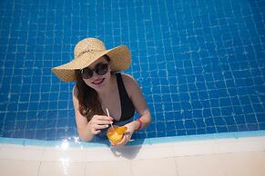 S3 Orange Exclusive Hotel