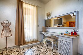 S3 Orange Exclusive Hotel