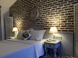 S3 Orange Exclusive Hotel