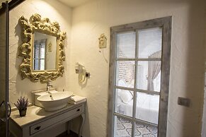 S3 Orange Exclusive Hotel