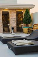 Aspira Hana Executive Suites Thonglor